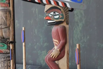 Totem pole-1