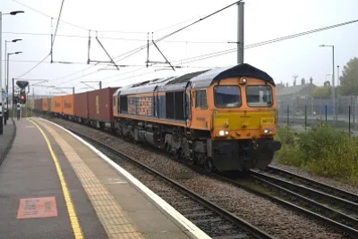 Class 66 at Peterborough jigsaw puzzle