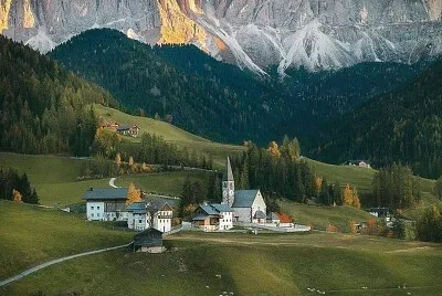 Santa Maddalena-Val de Funes(Italia) jigsaw puzzle