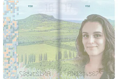 16-17_ANY útlevél 2023 Közép-EU-Magyar_Daylight jigsaw puzzle