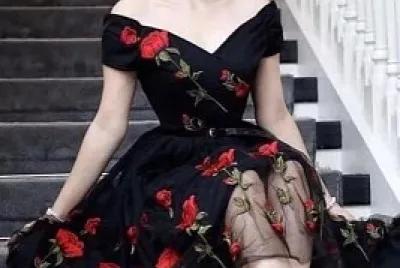 Retro Off the Shoulder Tulle Black Party with Flow jigsaw puzzle