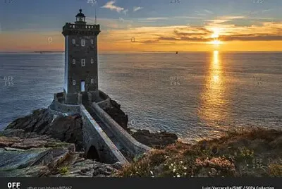 Faro Le Conquest