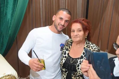 אחיני היקר ניסים ואמא