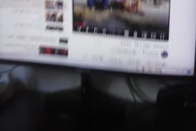 מציצים סרט אהוב