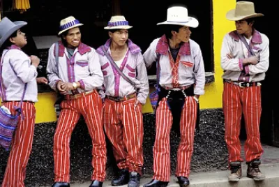 trajes tipicos