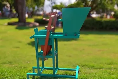 PRENSA DE TIJOLO ECOLÓGICO jigsaw puzzle
