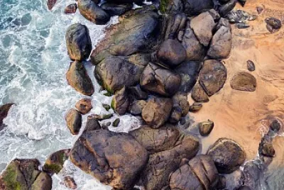 Rocas baja mar jigsaw puzzle