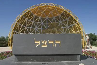 פאזל 4 חלקים