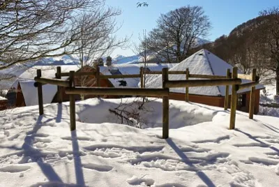 2-TUMULUS DERRIERE CHALET IRRATY