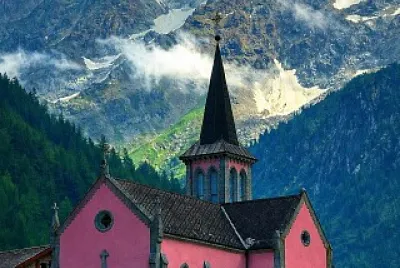 Iglesia rosa-Trent-Suiza