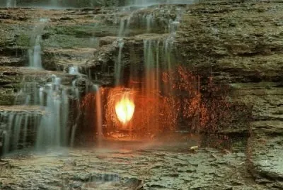 cachoeira das chamas eternas