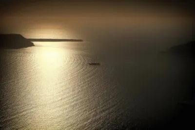 ISLA SANTORINI
