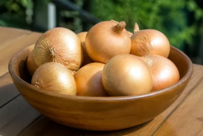 פאזל של Yellow Onions Bowl(grok)