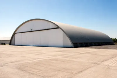 Hangar Quonset(grok)