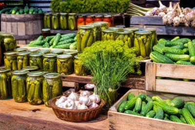 Travel Pickle Market(grok)