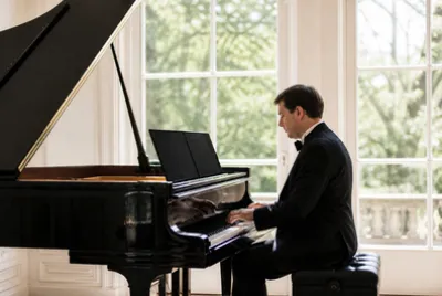 Pianist Sunlit Room(grok)