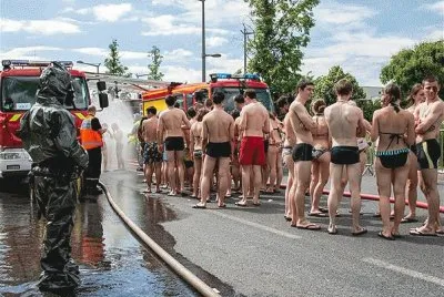 Simulacro de descontaminaciÃ³n primaria nuclear jigsaw puzzle