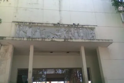 Entrada al Liceo SimÃ³n BolÃ­var, San Cristobal