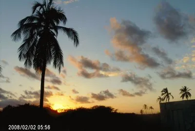 ATARDECER EN LA CASA