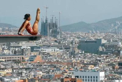 CLAVADISTA EN BARCELONA jigsaw puzzle