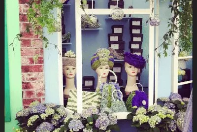 פאזל של Vintage Store Front