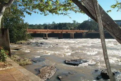 cachoeira de emas