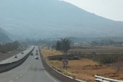 camino a mazatlan.mexico