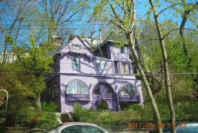 Purple House-Yonkers, NY jigsaw puzzle