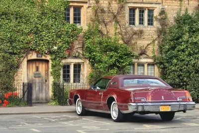 Lincoln Continental in the Cotswolds