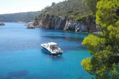 Barca sul mare