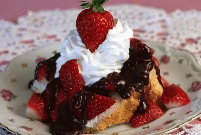 angel food and strawberries