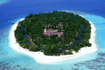 ISLAS MALDIVIAS, POLINESIA FRANCESA. jigsaw puzzle