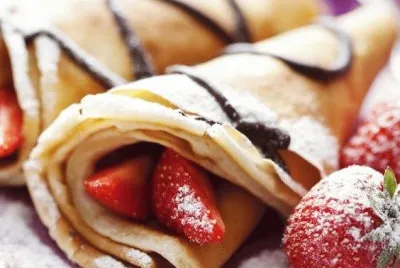 crepes and berries