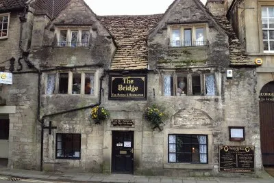 Cornwall haunted inn