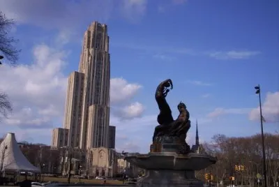 Cathedral of Learning U. of Pittsburgh jigsaw puzzle
