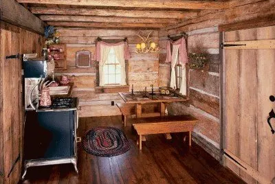 log cabine kitchen