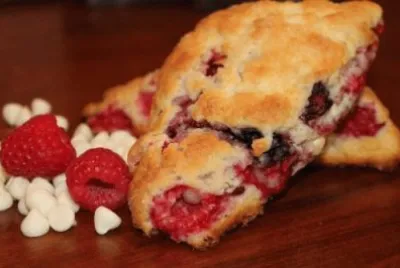 raspberry and white chocolate scones jigsaw puzzle
