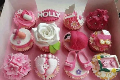 baby shower cupcakes