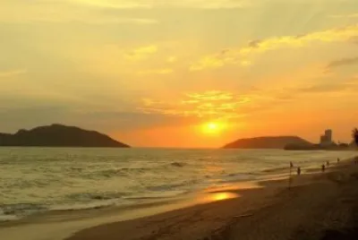 ATARDECER EN MAZTLÃN