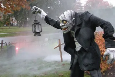 Halloween yard decoration