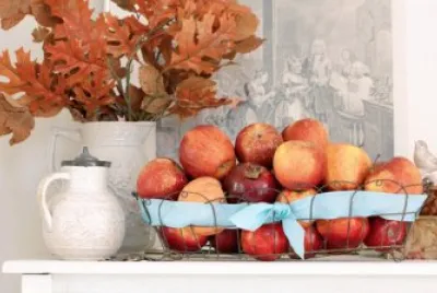 decorating with fruit