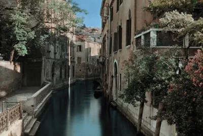 venice canal jigsaw puzzle