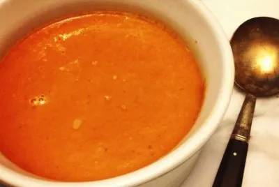 pumpkin pie in a bowl