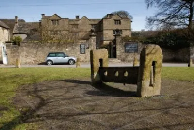 פאזל של Eyam, Derbyshire