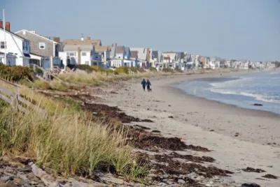 Walking on the beach jigsaw puzzle