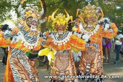comparsa jigsaw puzzle