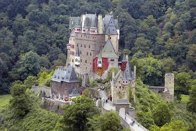 CASTILLO