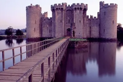 CASTILLO