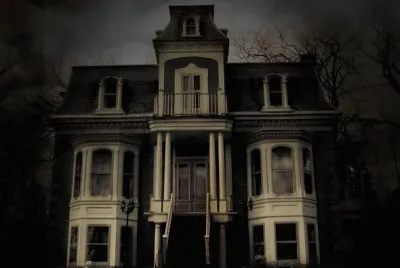 haunted house jigsaw puzzle