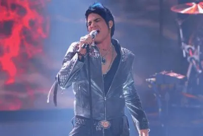 adam lambert singing a whole lotta love on idol